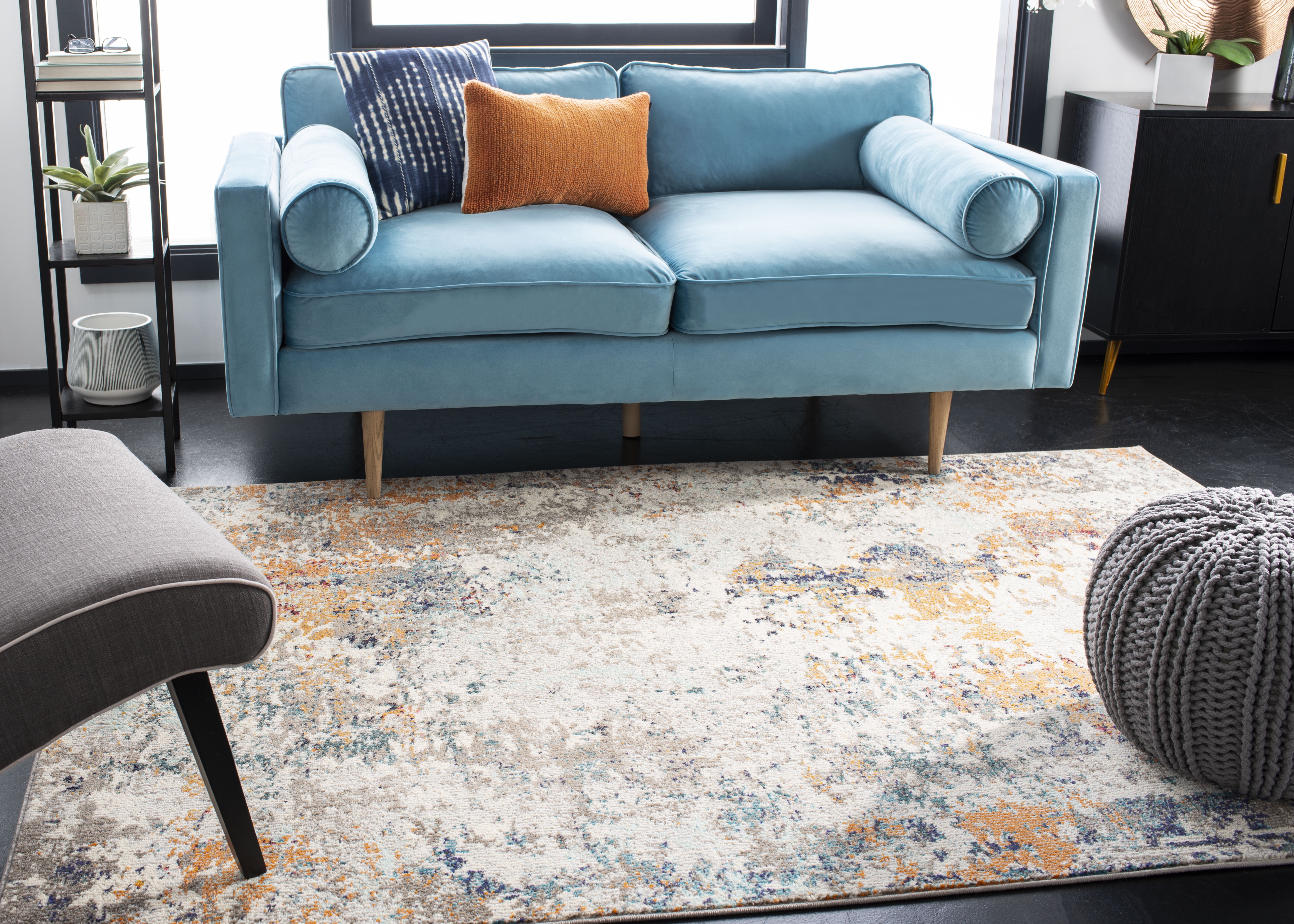 SAFAVIEH Madison Nita Vintage Floral Area Rug, Grey/Beige, 5' x 5' Square