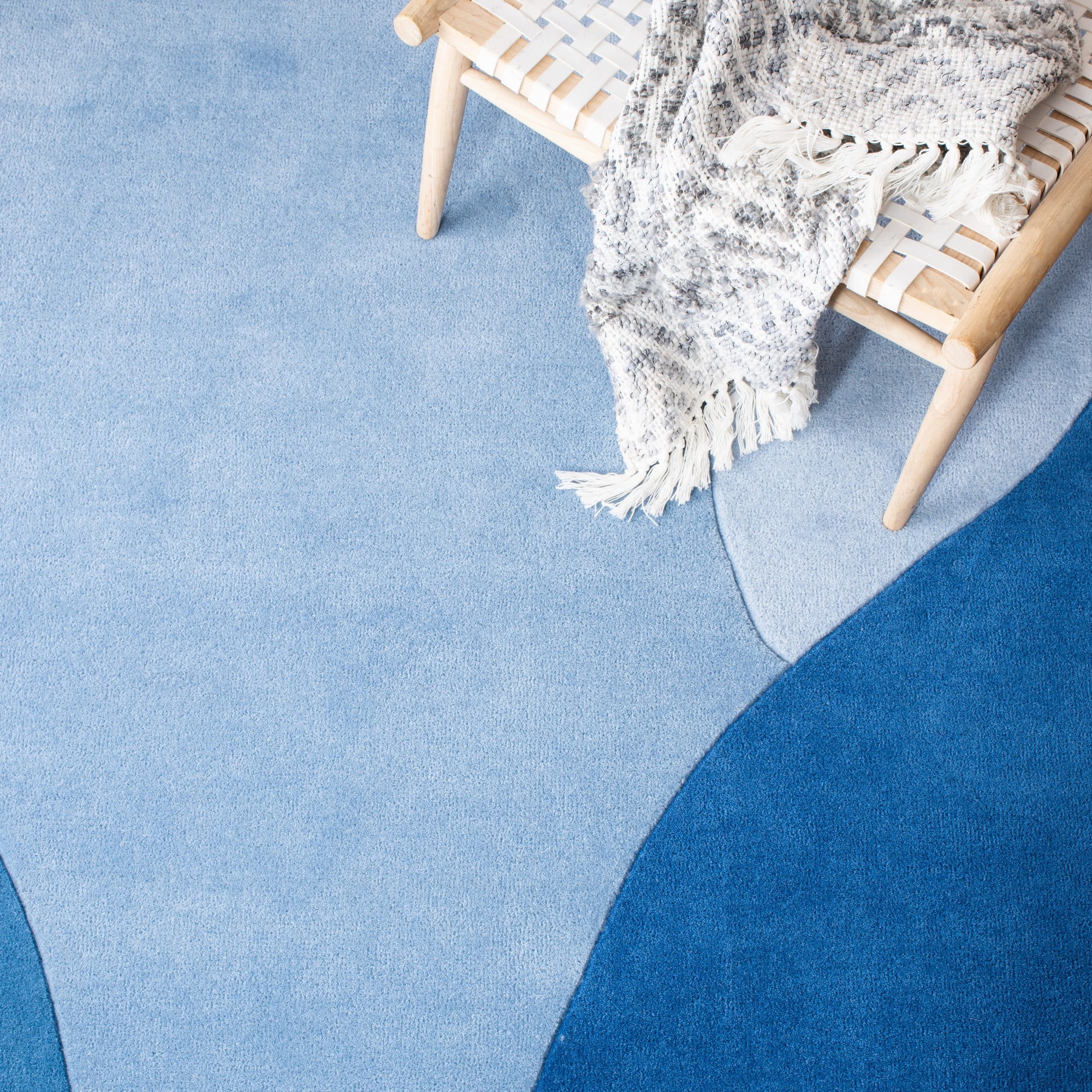 SAFAVIEH Fifth Avenue Dean Abstract Area Rug, Blue, 10' x 14'