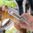 thumbnail image 1 of Jeringa veterinaria de 10 ml con escala metálica para inyección en pollos y cerdos., 1 of 5