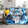 thumbnail image 3 of Manta de franela con estampado de animales Dreamlike Tiger, mantas de forro polar suave para dormitorio, sofá, Picnic, cubierta de descanso del mediodía, regalos, 3 of 4