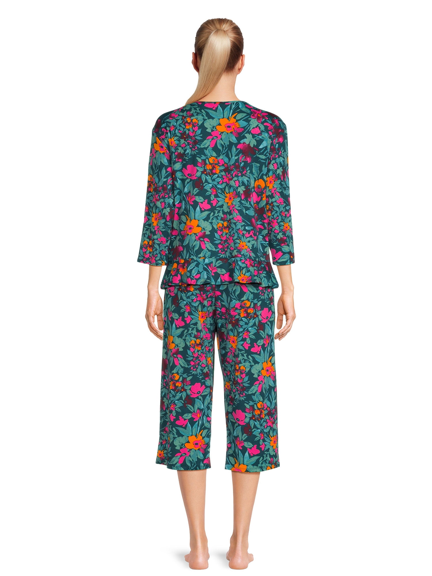 The Pioneer Woman 3/4 Sleeve V-Neck Top and Cropped Pant Pajama Set, 2-Piece, Women's
