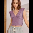thumbnail image 4 of Camisetas Sin Mangas para Mujer, Cuello en V Profundo, Espalda Plisada, Camisetas para Salir, Estilo Y2K, Ropa de Calle. Púrpura M, 4 of 10