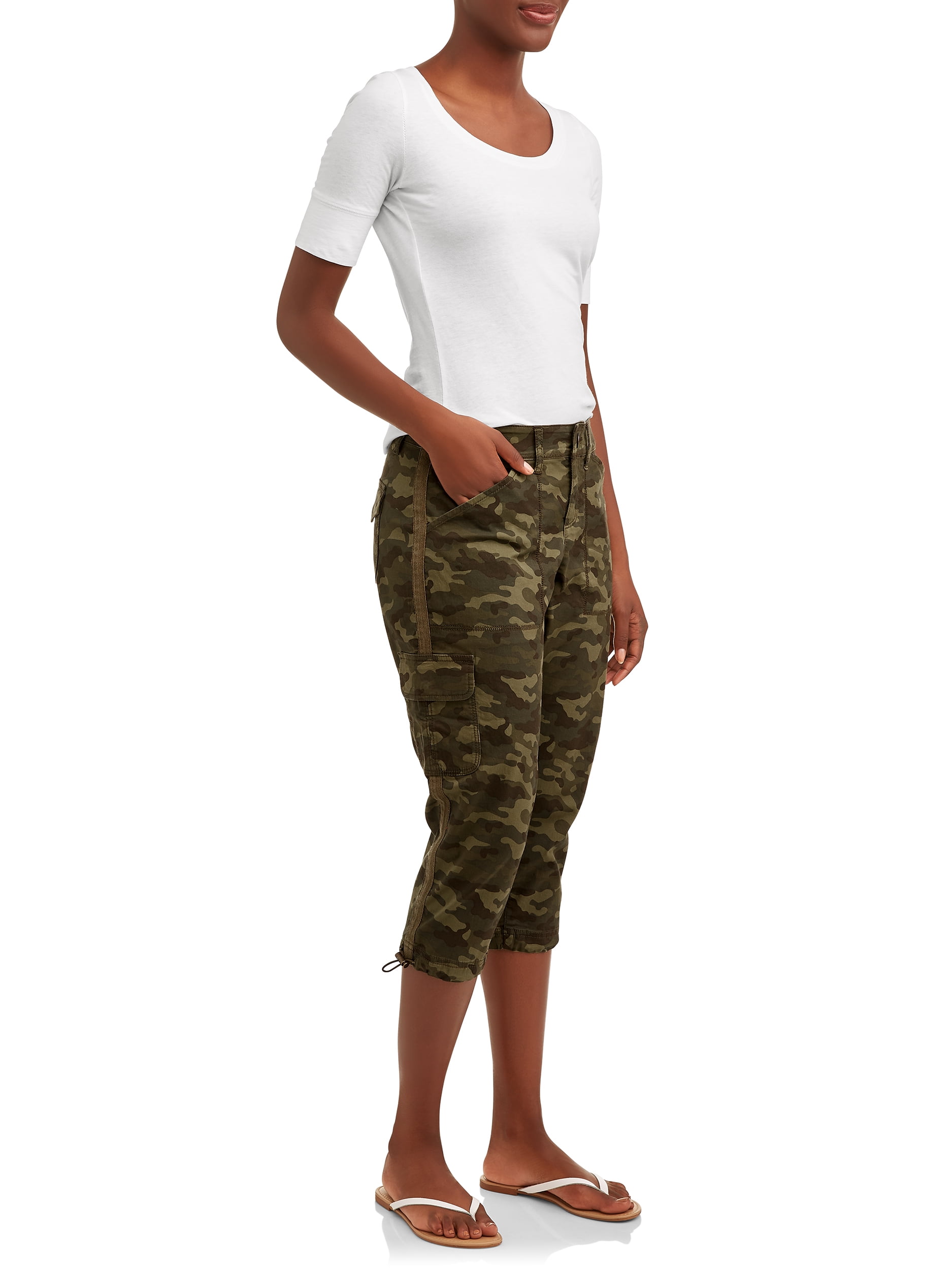 time and tru cargo capris