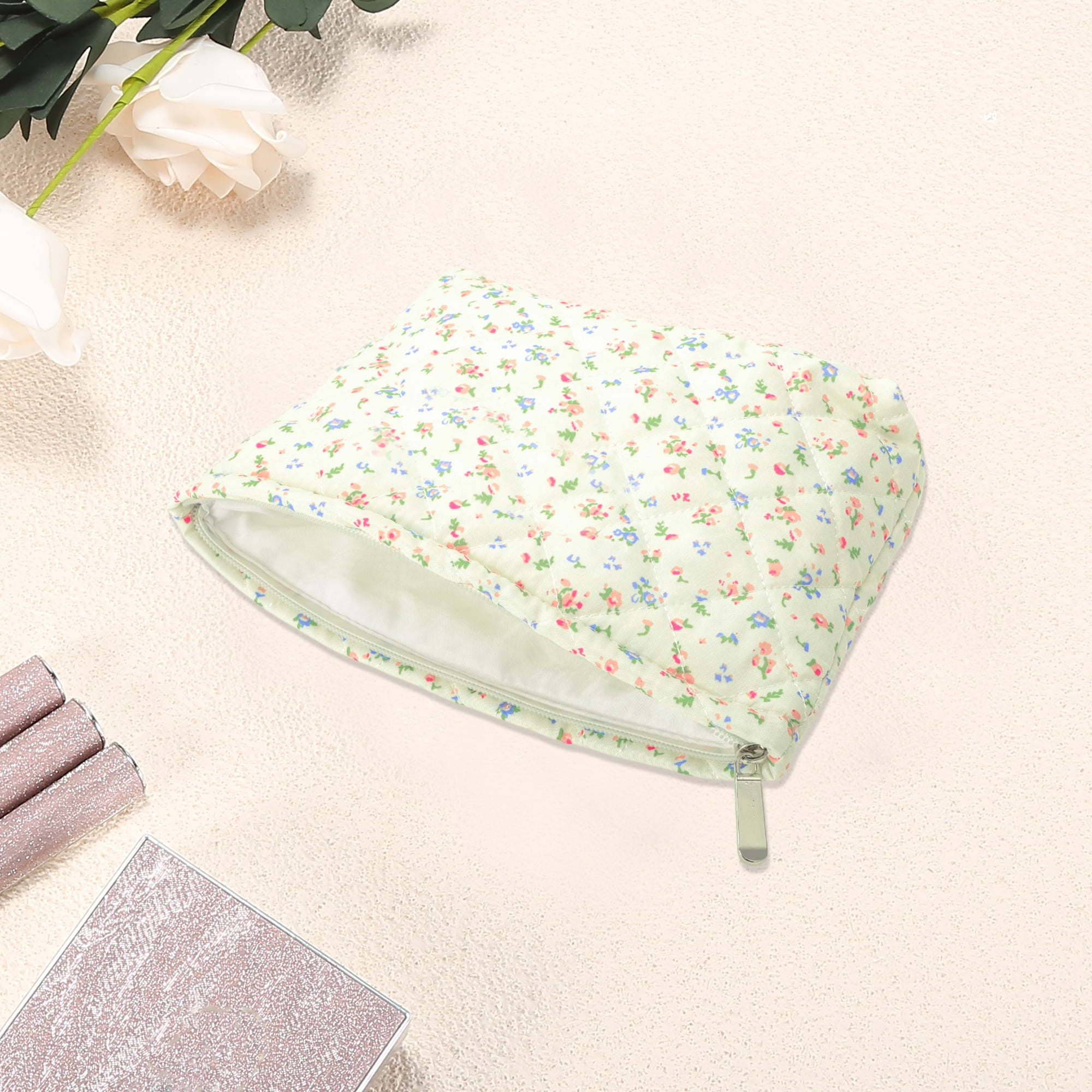 Unique Bargains Quilted Flowers Makeup Bag Red Green 1 Piece for Travel and Storage