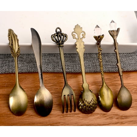 

Retro European-Style Palaces Tableware 6 Sets Dessert Table Decoration Spoon Coffee Lower Spoon Gold Silver Bronze Color.