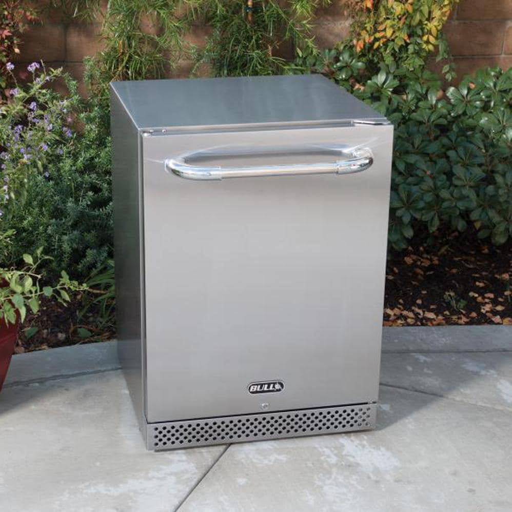 Bull 24-Inch 4.9 Cu. Ft. Premium Outdoor Rated Compact Refrigerator Series II - 13700