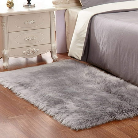 Black fluffy rug Black fluffy rug