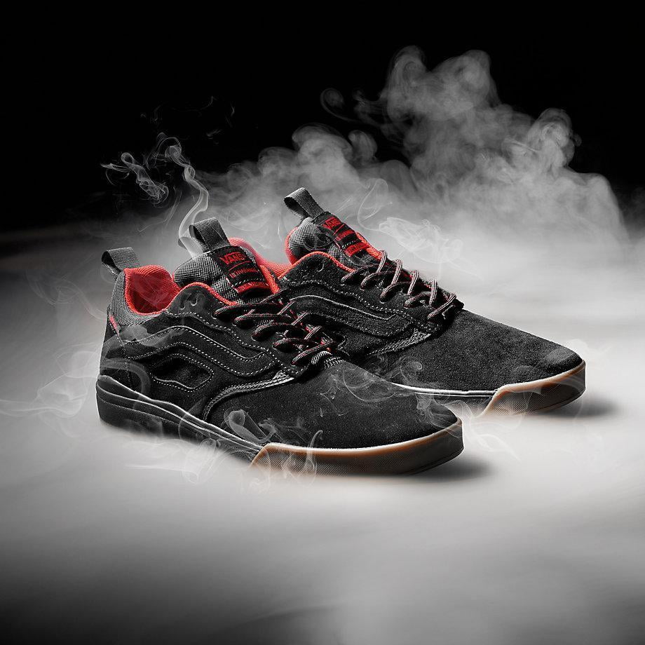 vans ultrarange red and black