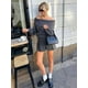 thumbnail image 4 of Suéter de punto con hombros descubiertos para mujer, jersey de moda ajustado, elegante, de calle alta, holgado, con retazos, top de punto para mujer, 4 of 5