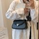 thumbnail image 4 of Fanny Pack Bolso Que Combina Con para Mujer Bandolera PU Color Sólido, 4 of 9