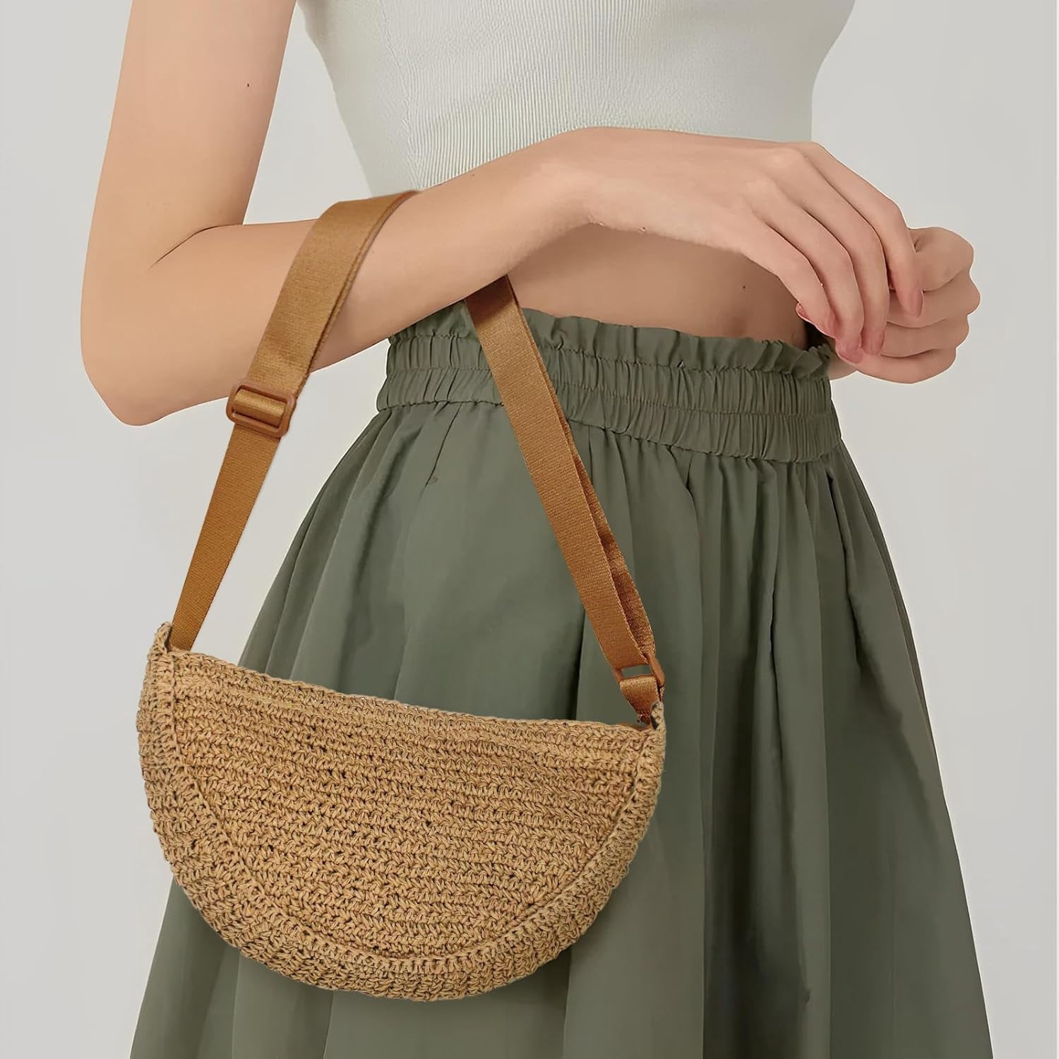 CAILDANL Straw Crossbody Bag for Women Summer Woven Beach Handbag Crescent Shoulder Purses with Adjustable Strap 2025