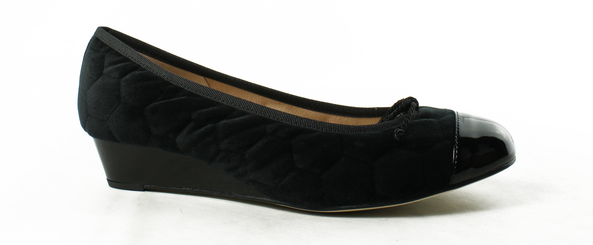 black pumps size 8.5