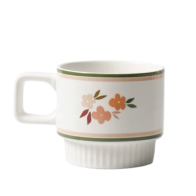 Bonita taza de cerámica apilable de 300 ml con diseño de rayas en relieve. Juego de 1 for café con leche en cafeterías.