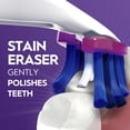 thumbnail image 4 of Oral-B 3D White Pro-Flex Stain Eraser cepillos de dientes medianos, 2 unidades, 4 of 9