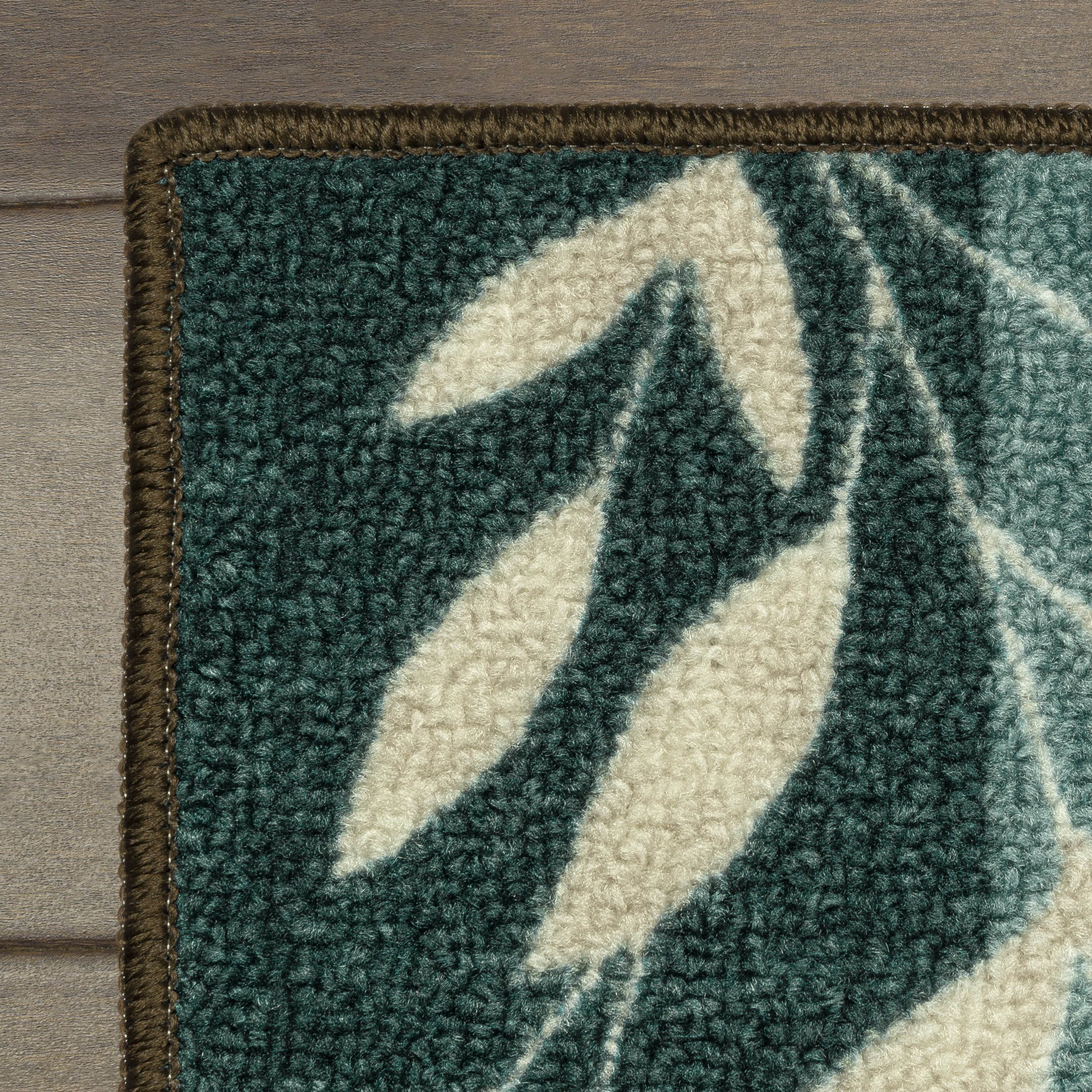 Mainstays Traditional Leaf Block Blue Brown Print Indoor Accent Rug, 1'8"x2'10"