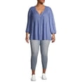 thumbnail image 4 of Terra & Sky Women's Plus Size Pintuck Woven Printed Quarter Sleeve V-Neck Blouse, 4 of 6