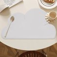 thumbnail image 3 of ILJNDTGBE Ensemble de Napperons pour Enfants en Silicone Antidérapant Réutilisable en Forme de Nuage pour Bébé et Tout-Petit Restaurant Voyage. Ensemble de Napperons Chargeurs de Table Coins en Bois Rustiques Ronds, 3 of 3