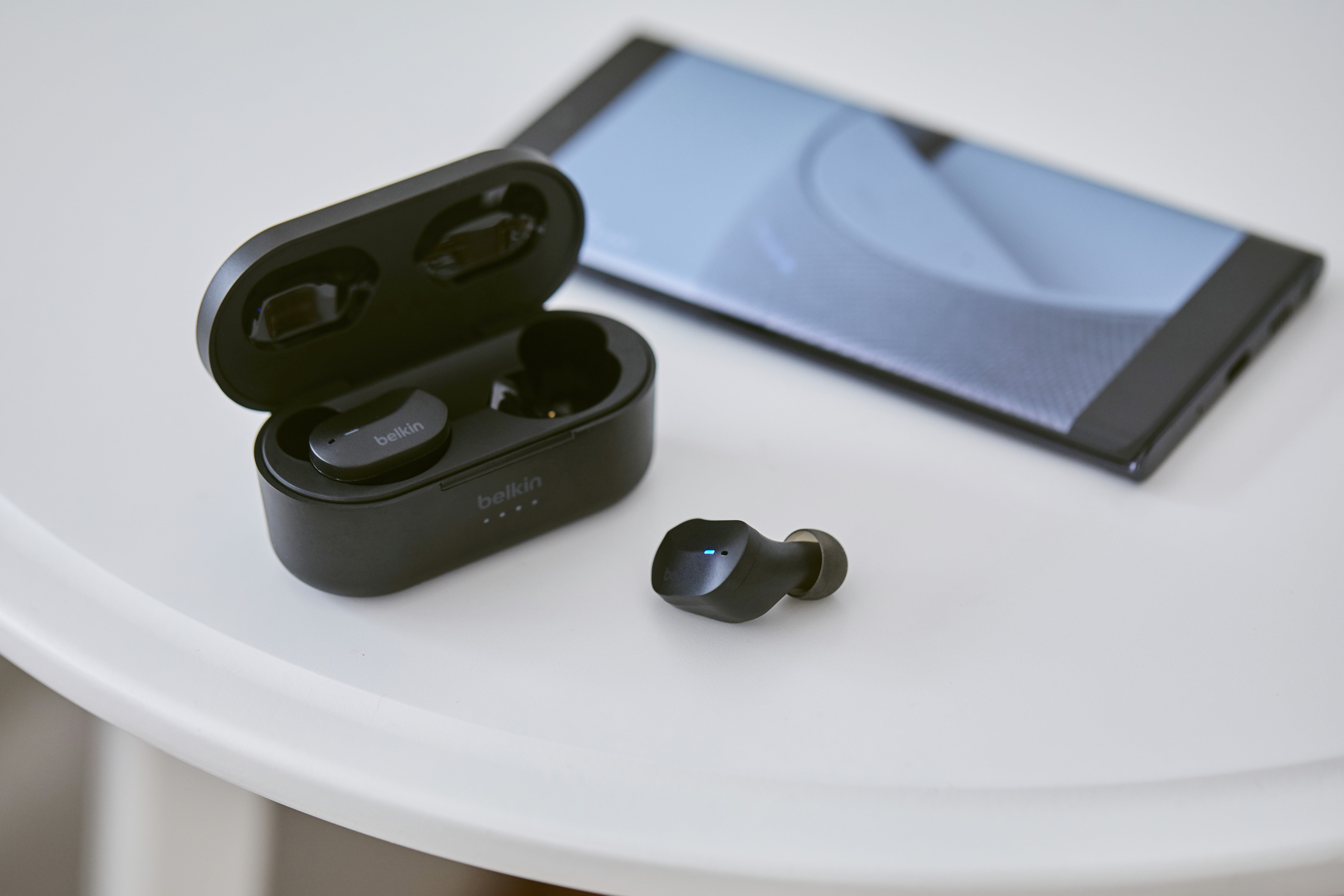 Belkin SOUNDFORM Wireless Earbuds, Soundform True Wireless Bluetooth Earbuds, White