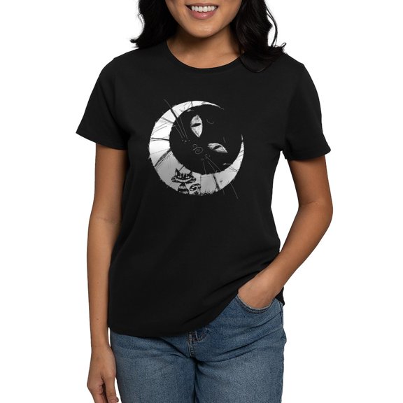 CafePress - Cheshire Moon Women's Dark T Shirt - Women's Traditional Fit Dark T-Shirt