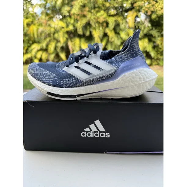 Adi - das UltraBoost 21 Blue White Athletic Running Shoes Sneakers Gradeschool 4.5