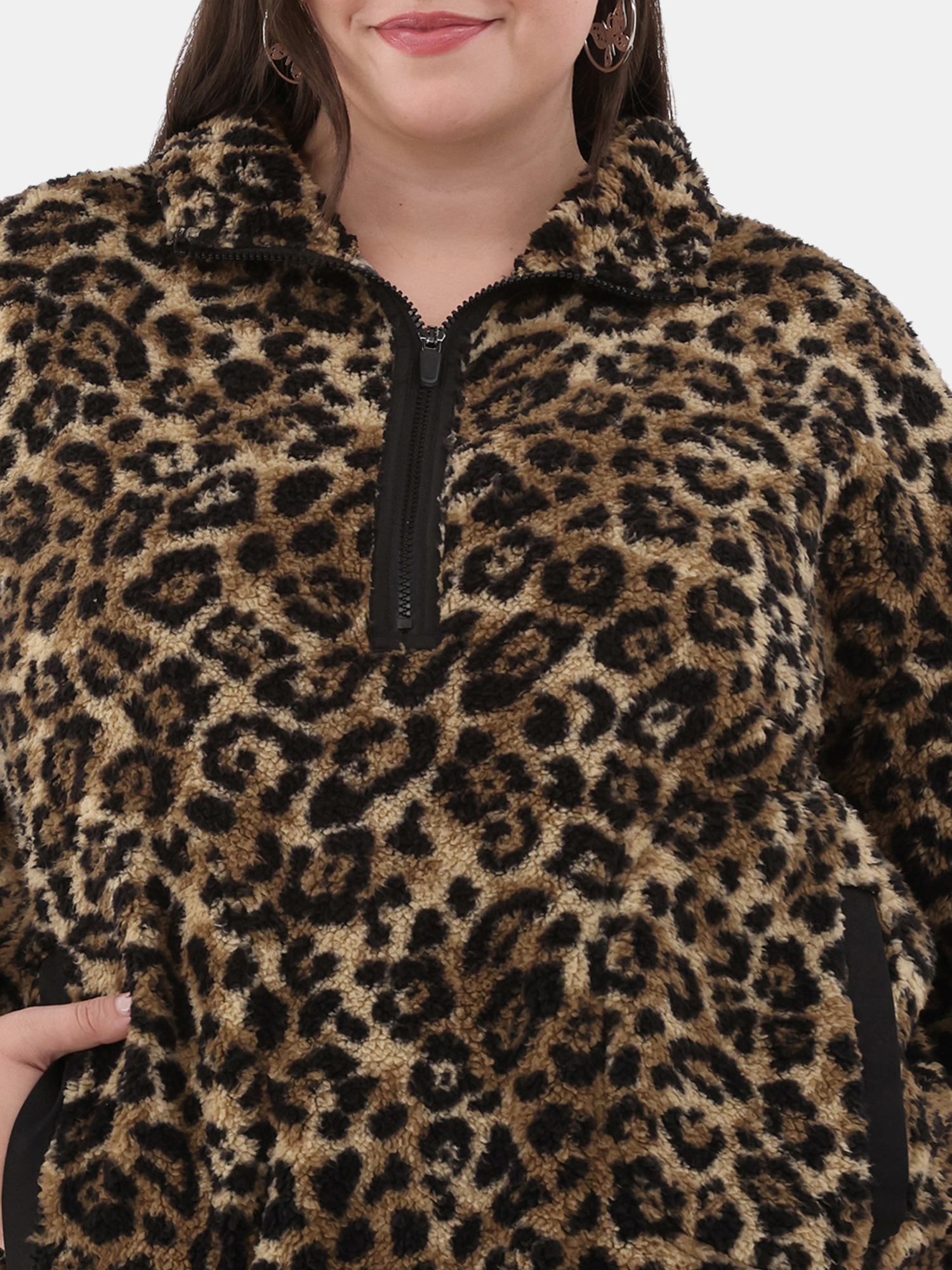 No Boundaries Half Zip Plush Pullover with Pockets, Women's and Women's Plus