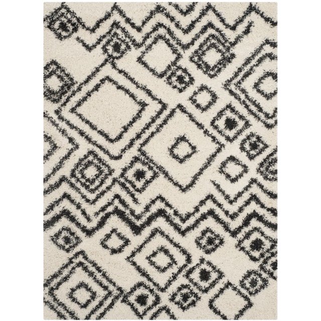 Safavieh Belize Shag 2'3" X 7' Power Loomed Rug in Ivory and Charcoal