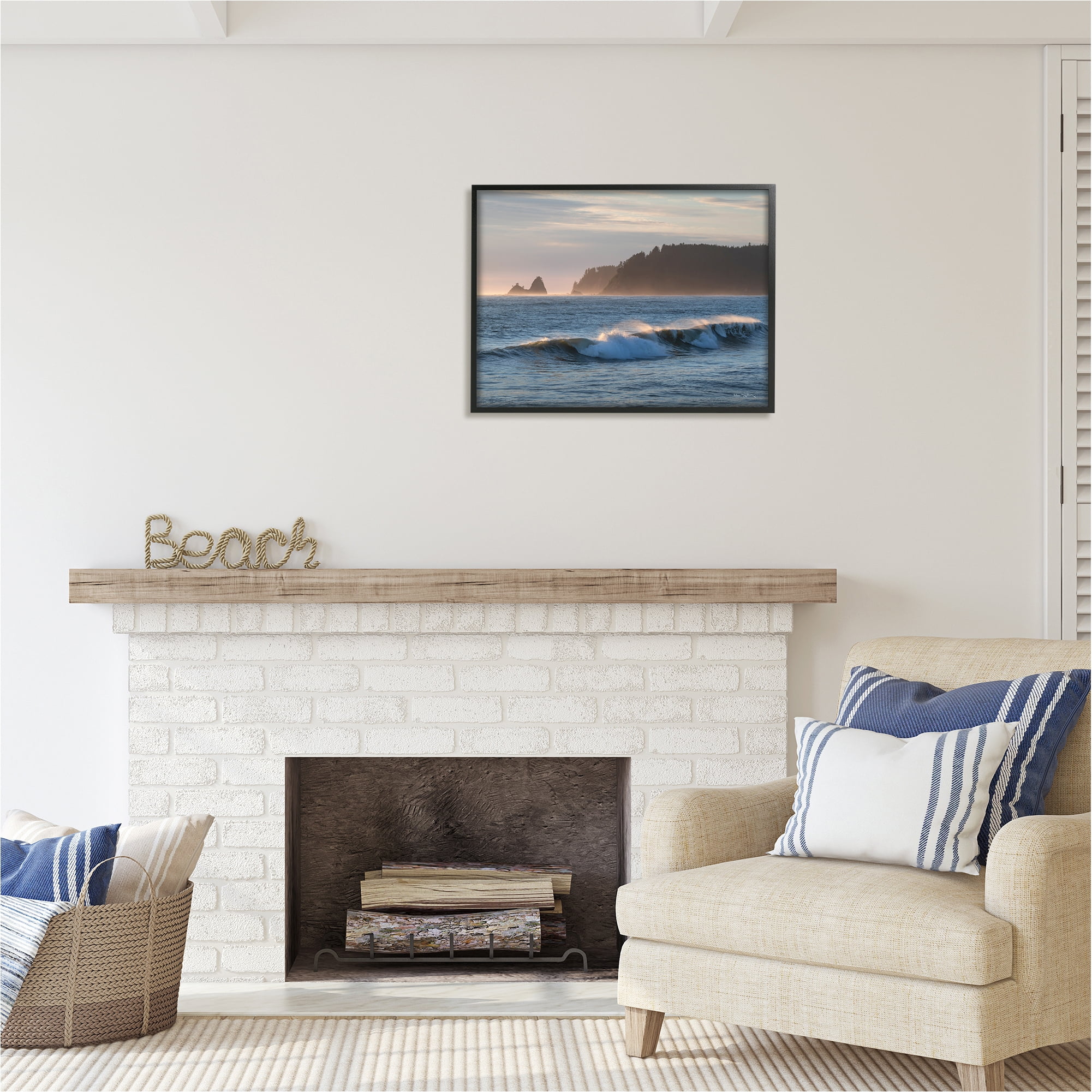 Stupell Industries Rolling Waves Photography Landscape Photography Black Framed Art Print Wall Art, 30 x 24