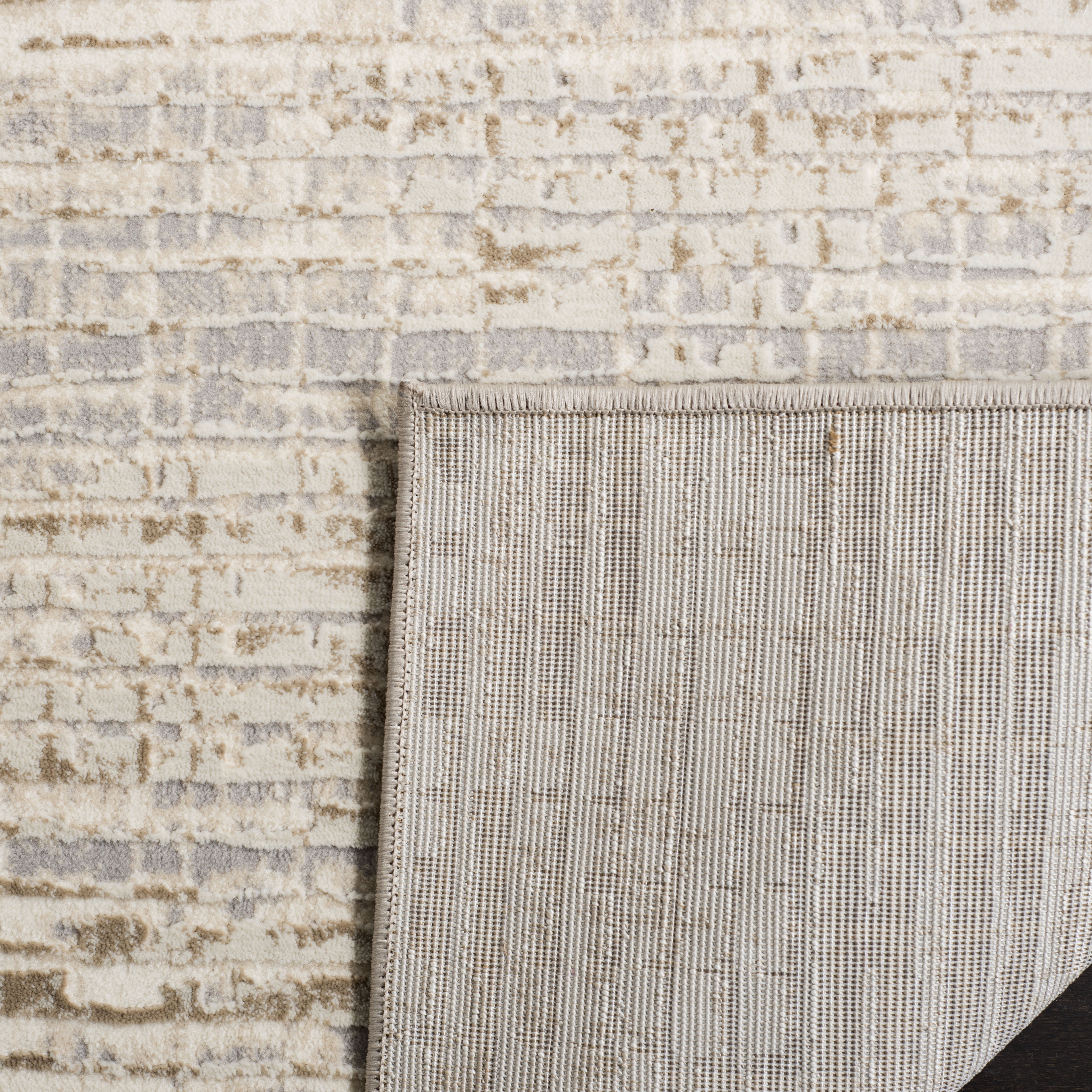 SAFAVIEH Vogue Bedelia Abstract Geometric Area Rug, Cream/Beige, 5'1" x 7'6"