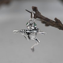 S925 Silver Vintage Art Fashion Frog Handmade Pendant