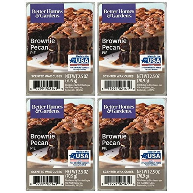 wax melts better homes and gardens, con aroma a pastel de brownie y nueces — cuatro paquetes frontales en cuadrícula 2x2; cada embalaje muestra una rebanada de brownie con nueces encima, logo Better Homes & Gardens, texto “Brownie Pecan Pie”, peso neto 2.5 oz (70.9 g) por paquete y sello “Made in the USA”.