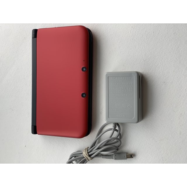 Console Nintendo 3DS TG Rouge (Chargeur, Stylet, Carte SD 16GB) - comme Neuf!
