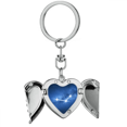 thumbnail image 1 of Una hermosa estrella de la suerte. Llavero de alas de ángel en forma de corazón, 1 of 3
