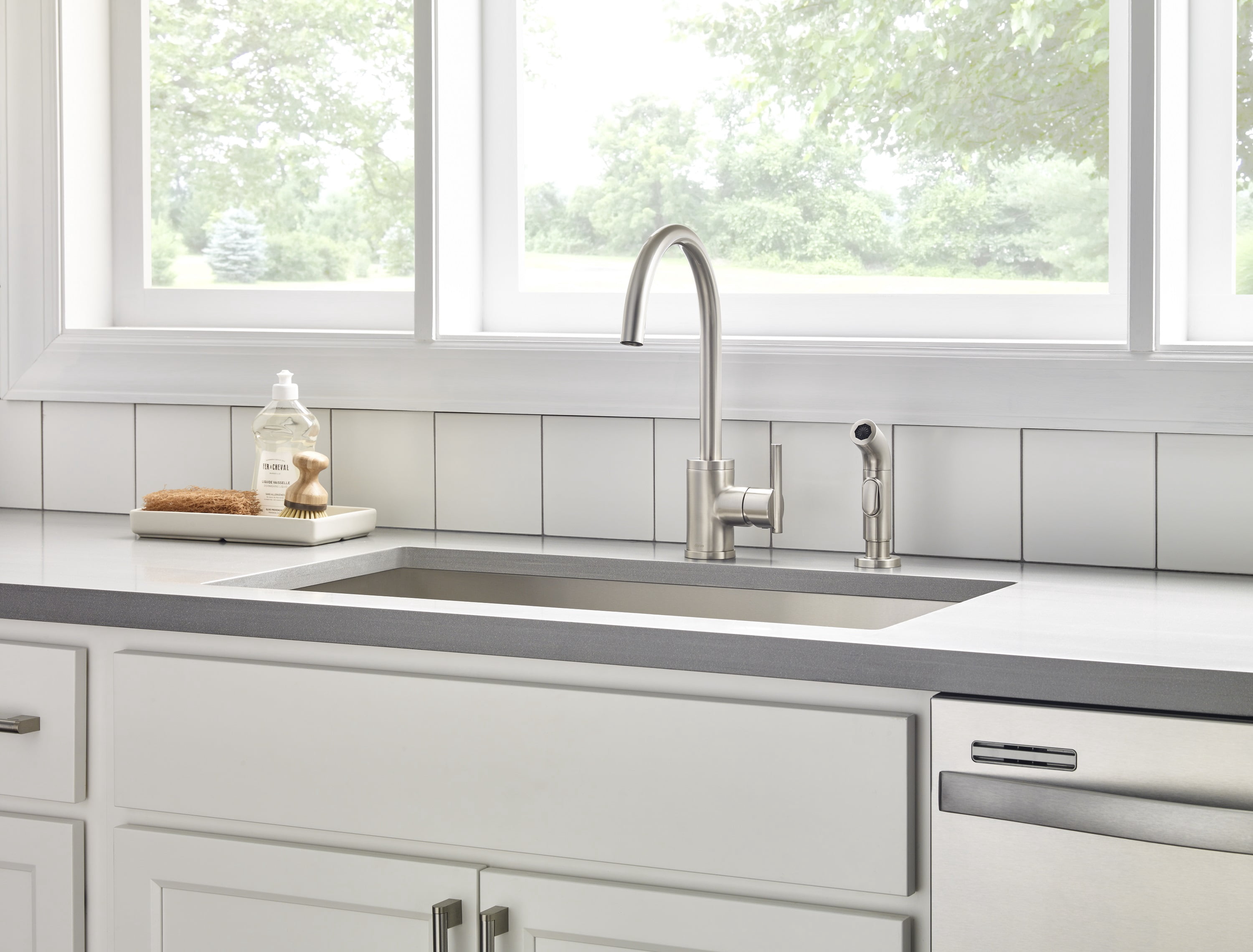 Danze Parma Single Handle Kitchen Faucet with Side Spray, Stainless Steel