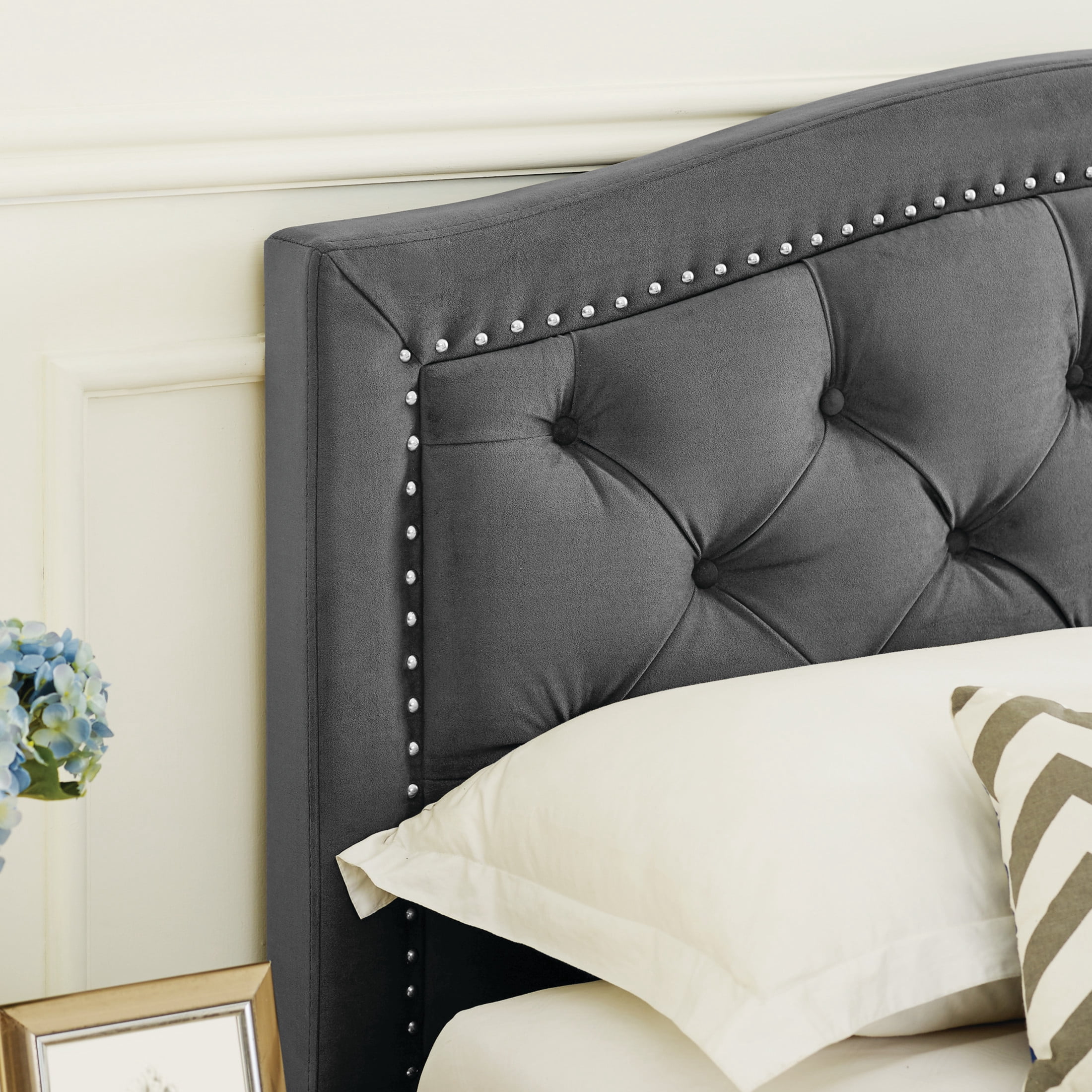 DeCoro Austin Diamond Tufted Upholstered Platform Bed | Headboard and Wood Frame with Wood Slat Support, King, Peyton Slate