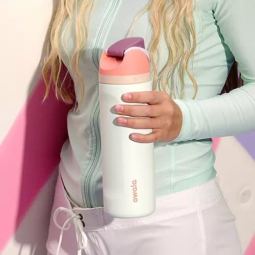 Owala 24 oz. FreeSip Stainless Steel Water Bottle - Surfs Owala 24 oz. FreeSip Stainless Steel Water Bottle - Surfs