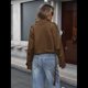 thumbnail image 4 of Gabardina Corta con Solapa y Doble Botonadura para Mujer Marrón Oscuro S, 4 of 10