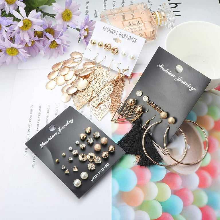 Bella Bloom and More - Custom Made Lapel Pins, Cufflinks, Key Rings,  Earrings, Medals Etc.., Bespoke Bouquets, Custom Made Lapel Pins, Table  Arrangements