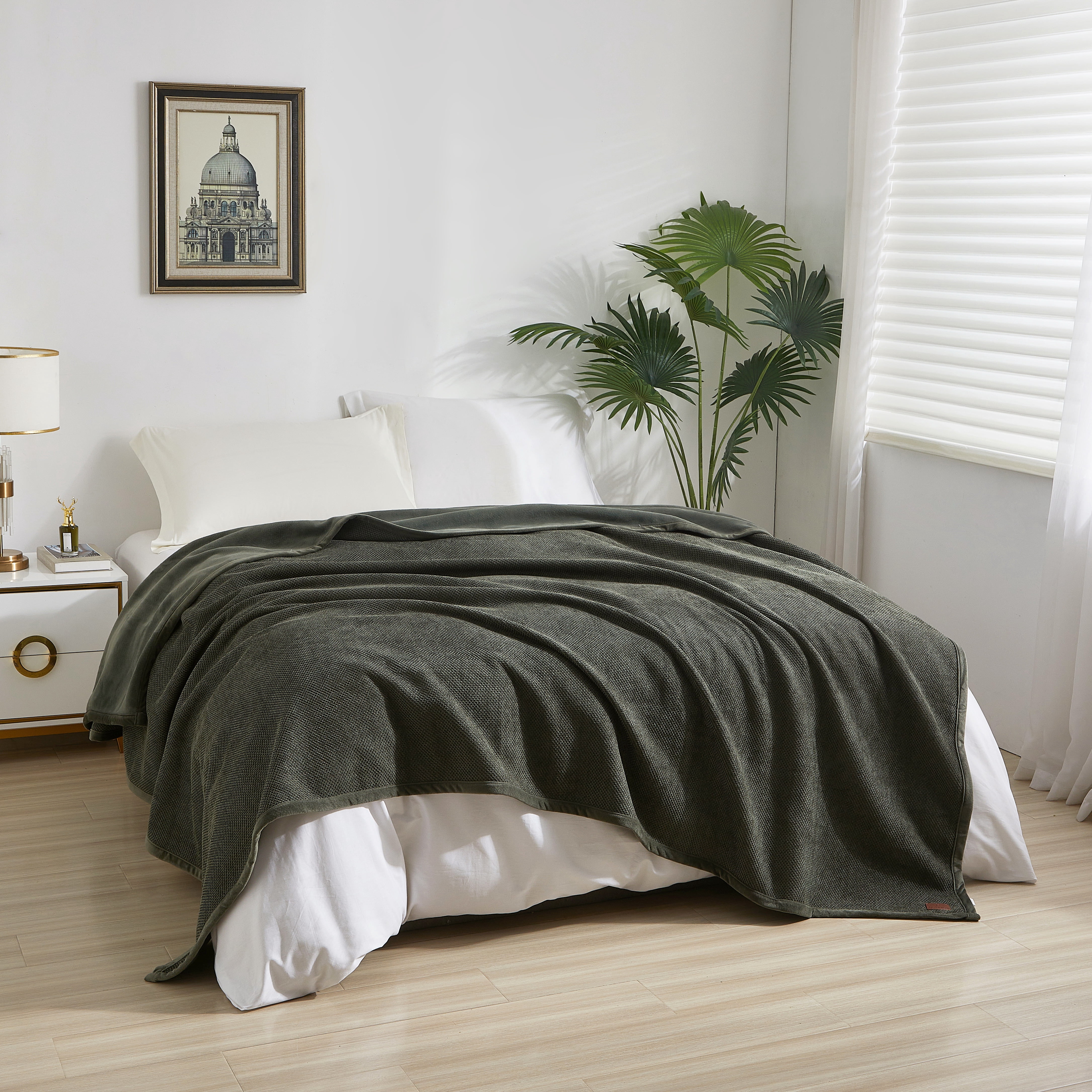 Cozy Haven Luxury Knot Chenille Bed Blanket,Mulled Basil, King Size, 102 x 90 in