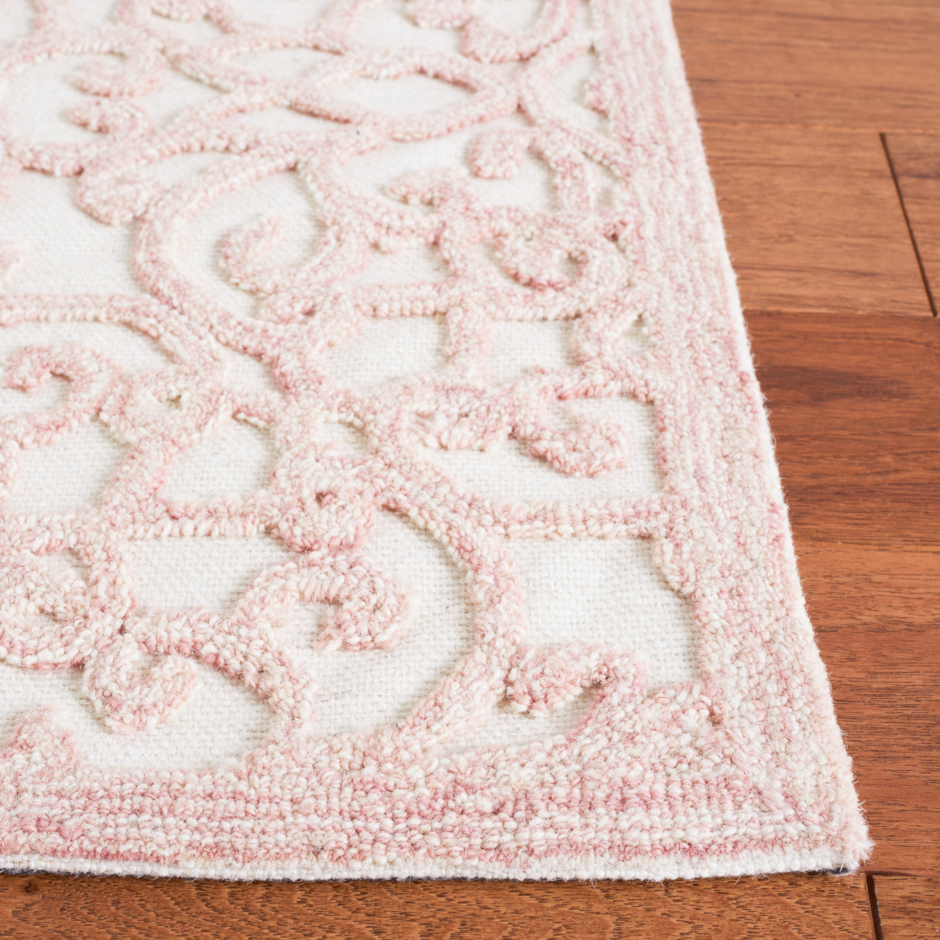 SAFAVIEH Trace Bryan Geometric Area Rug, Ivory/Pink, 8' x 10'