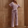thumbnail image 2 of Conjunto de Sudor para las Mujeres de la Pierna Ancha de Moda Sólido Cuello en V de Manga Corta Pijamas, Pantalones Recortados Casuales Conjunto para el Descanso Y el Ocio en Interiores, 2 of 7
