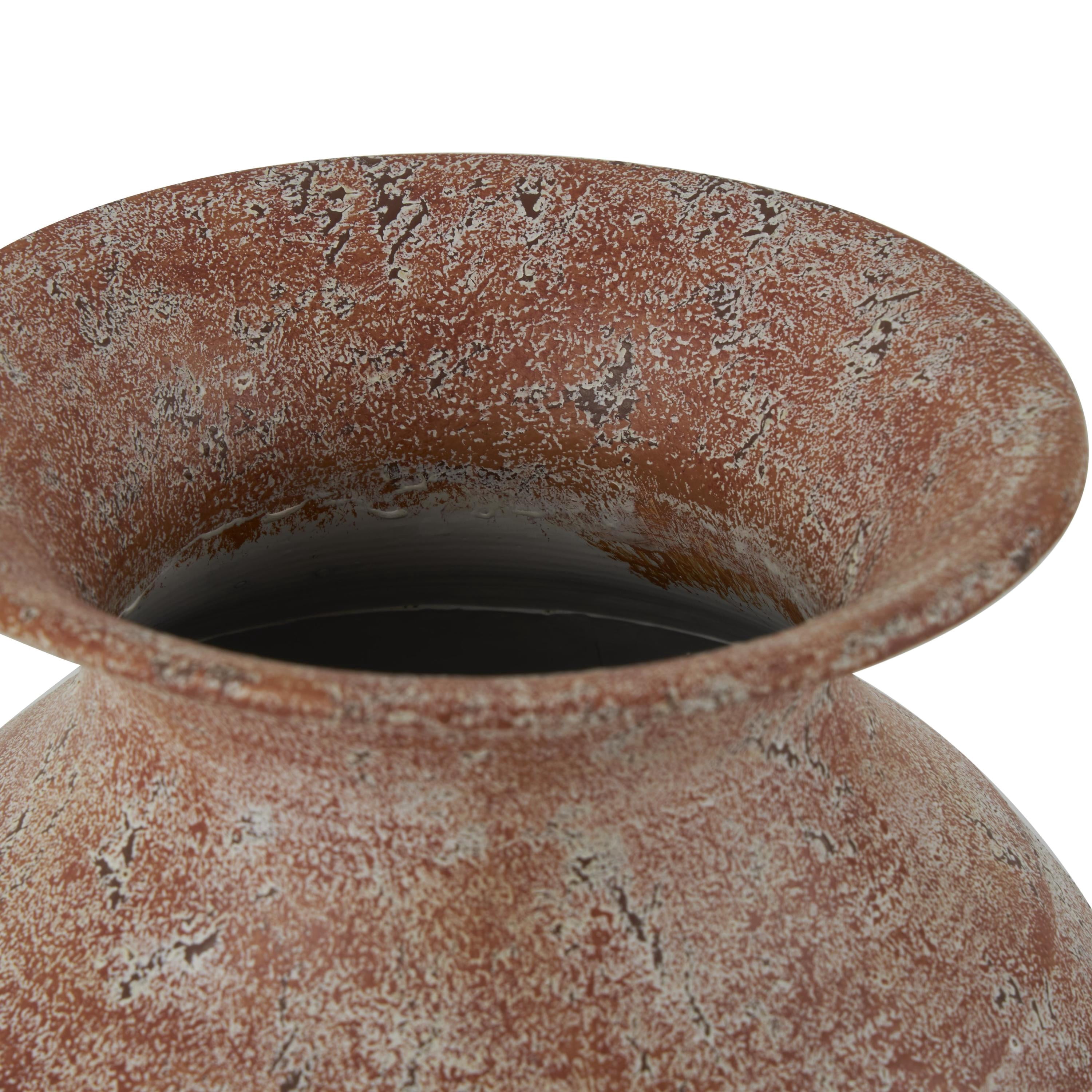 DecMode 14" Distressed Textured Copper Metal Vase with White Center