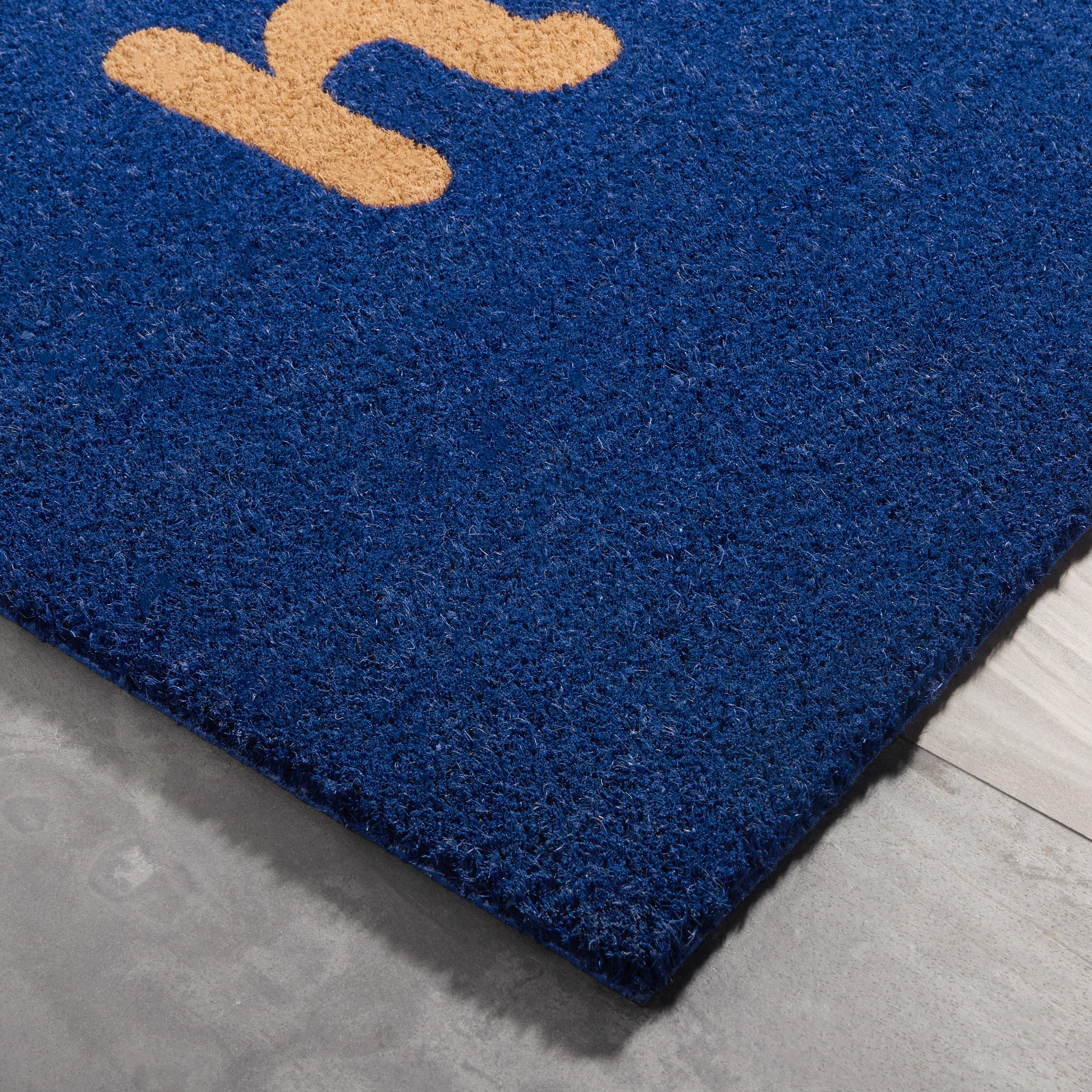 TOWN & COUNTRY TERRA Hiya Painted Welcome Outdoor Door Mat, Natural Coir, Heavyweight, Non-Slip Entryway Mat, Blue, 24"x36"