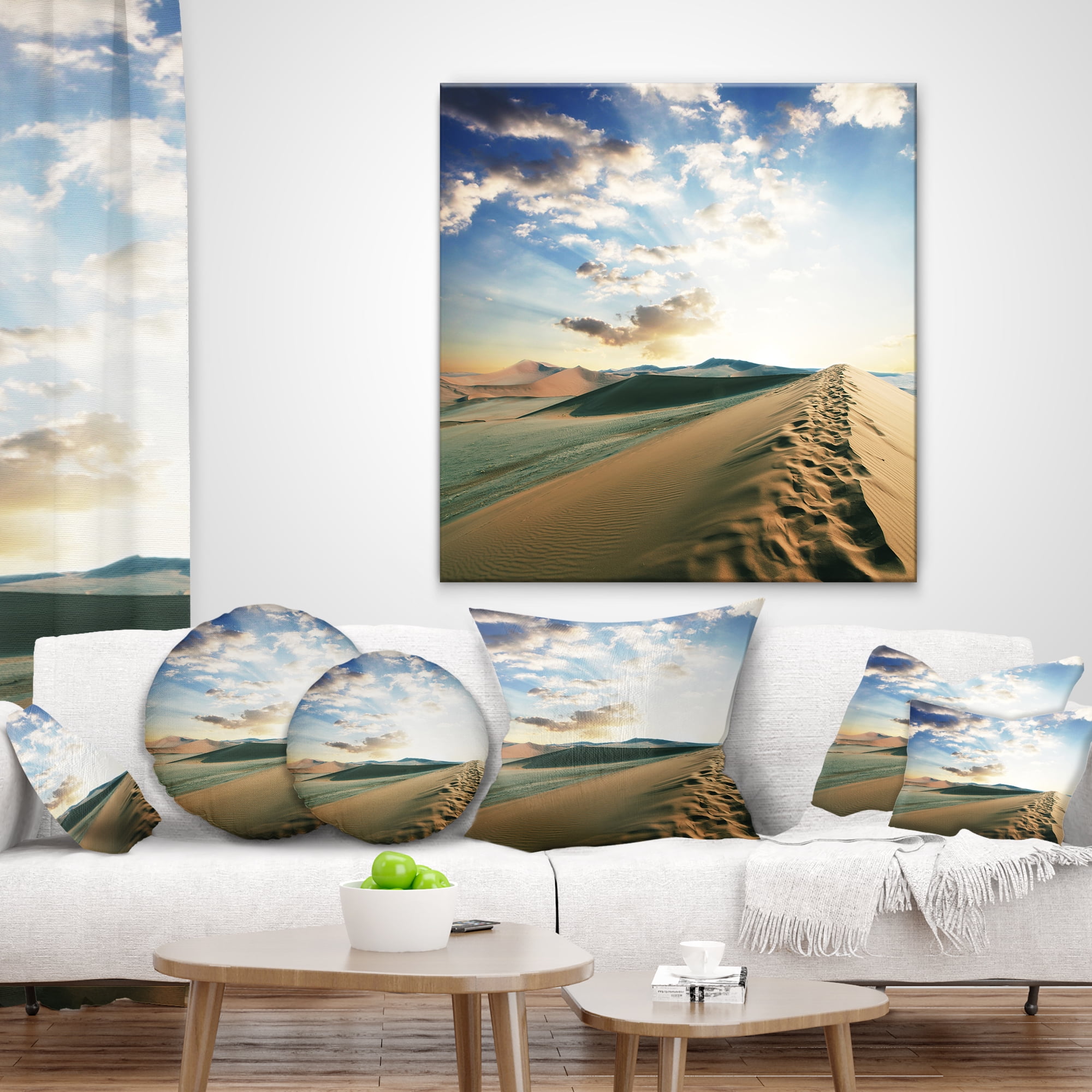 Designart Fantastic View of Desert Dunes - Landscape Wall Throw Pillow - 16x16