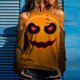thumbnail image 2 of Camiseta de manga larga con cuello halter sin tirantes y calabaza fantasma para mujer Pompotops gfhjh2416, 2 of 5