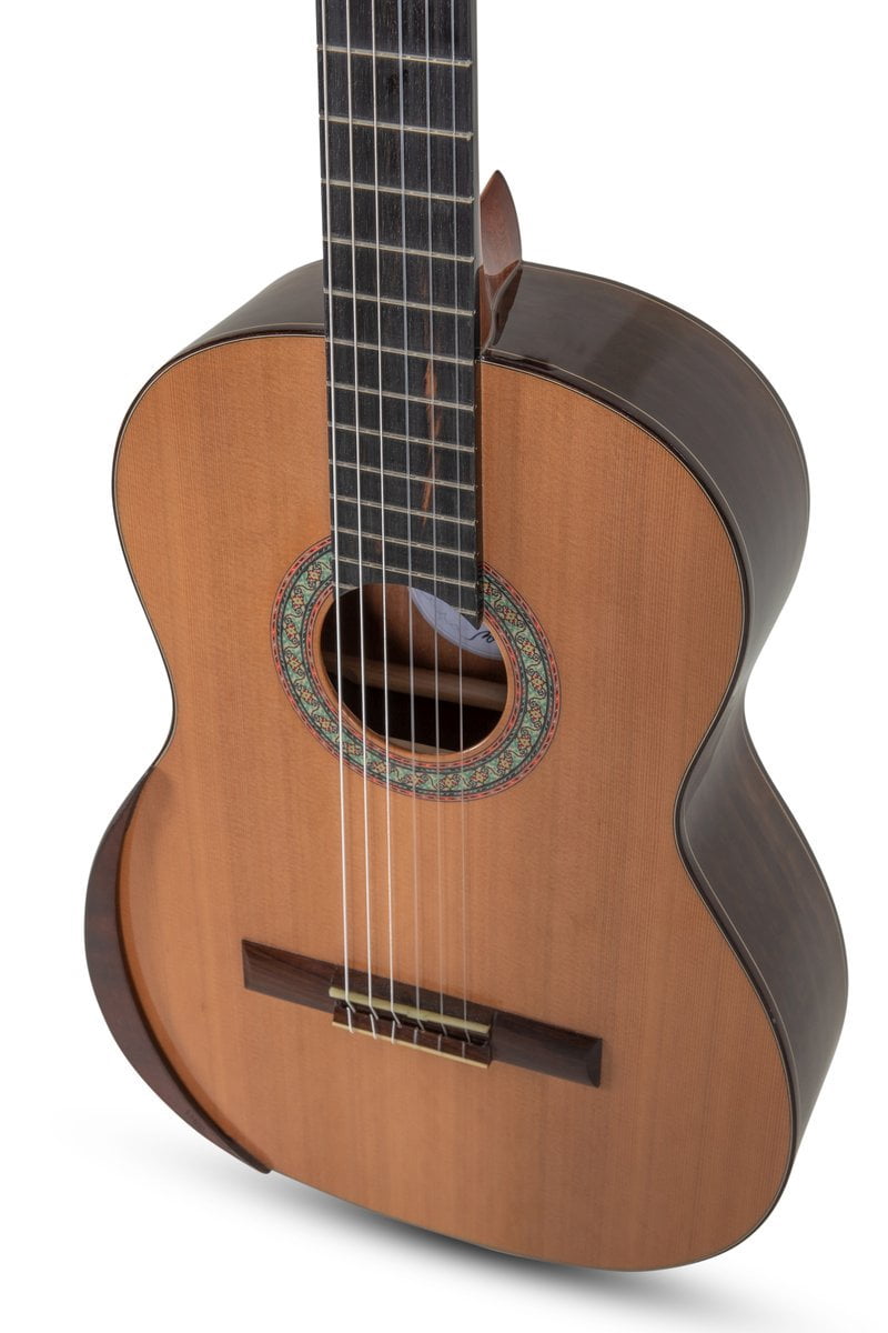 Manuel Rodriguez Superior B-C 4/4 Classical Guitar  Cedar Gloss w/ Armrest