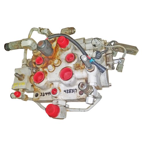 Used Hydraulic Control Valve fits Bobcat S250 T250 T300 S300 6815990