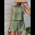 thumbnail image 4 of Conjunto de 2 Piezas de de Verano para Mujer, Camiseta Sin Mangas con Cuello Redondo y Pantalones Cortos Elásticos de Cintura Alta. Verde XXL, 4 of 10