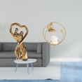 thumbnail image 2 of Estatua de pareja, figura decorativa de pareja, escultura de bola de cristal, decoración de cerámica y hierro, artesanía moderna artística, adecuada p, 2 of 8