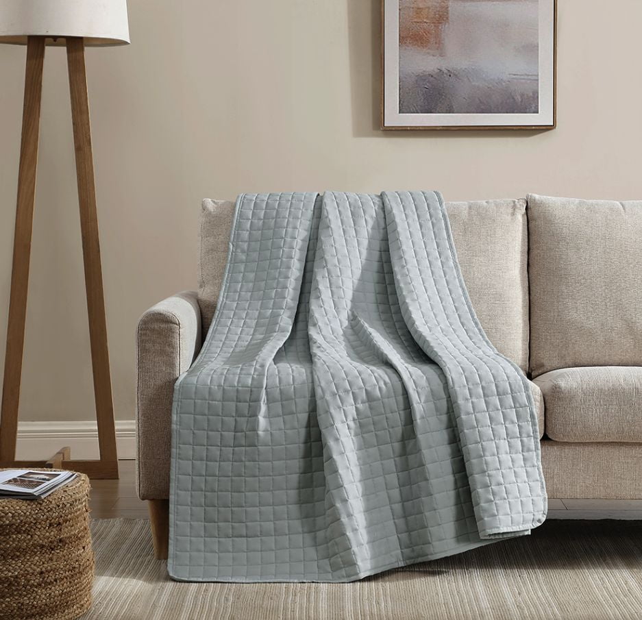 Social Standard by Sanctuary Solid Quilted Throw, Luxuriously Soft, Wrinkle Resistant, Easy Care