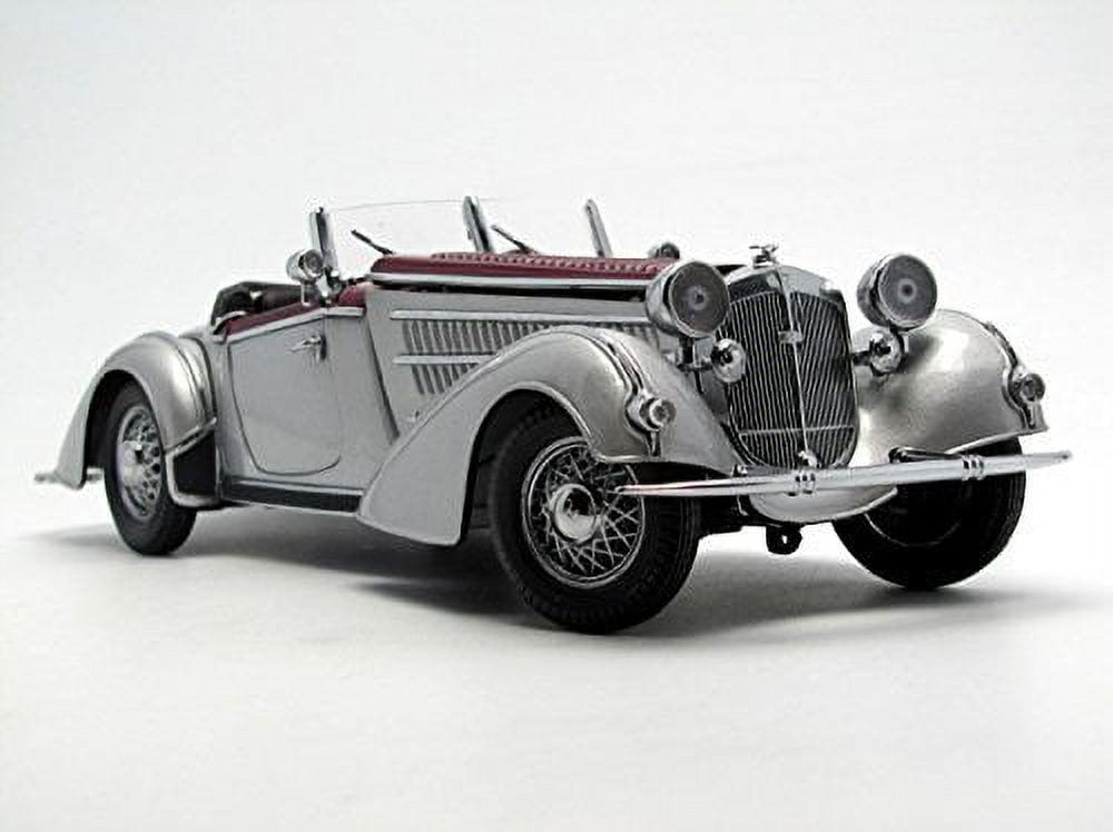 1939 Horch 855 Roadster Silver / Dark Red 1/18 by Sunstar